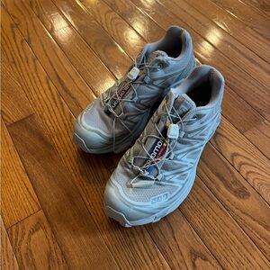 Salomon Gray XT-6